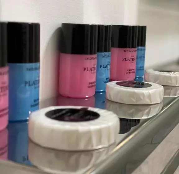 ホテル The Charles