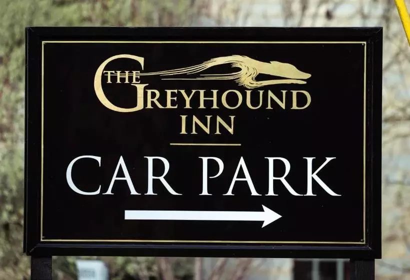 Hotelli The Greyhound Inn
