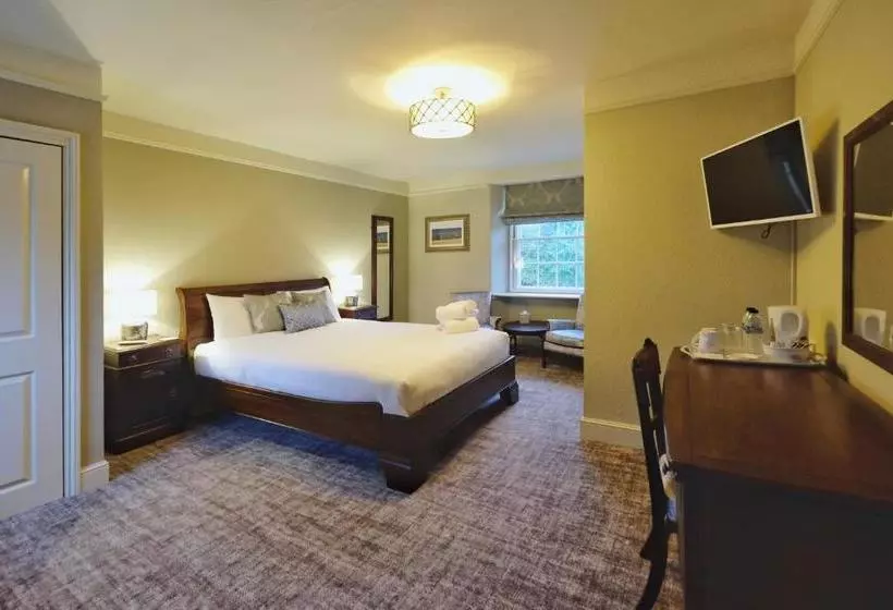 Hotelli The Greyhound Inn