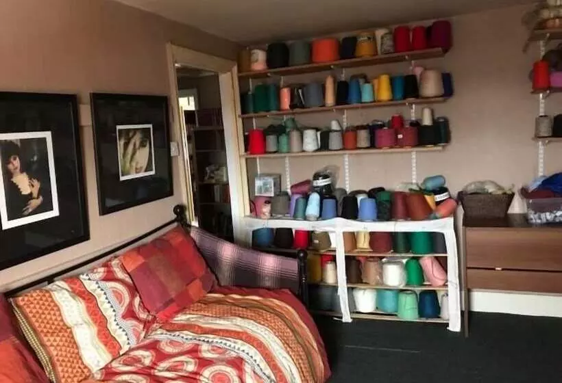 هتل The Little Tree Boutique B&b