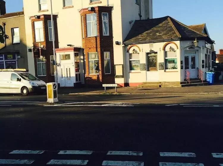 هتل The Little Tree Boutique B&b