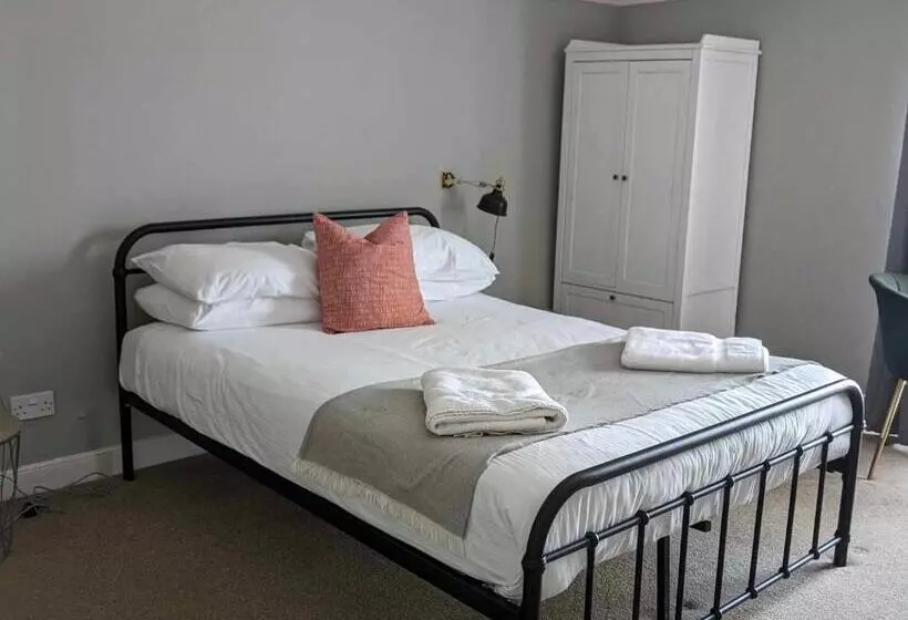 Hotelli The Mariners Guesthouse