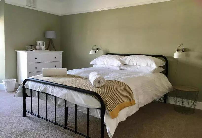 Hotelli The Mariners Guesthouse