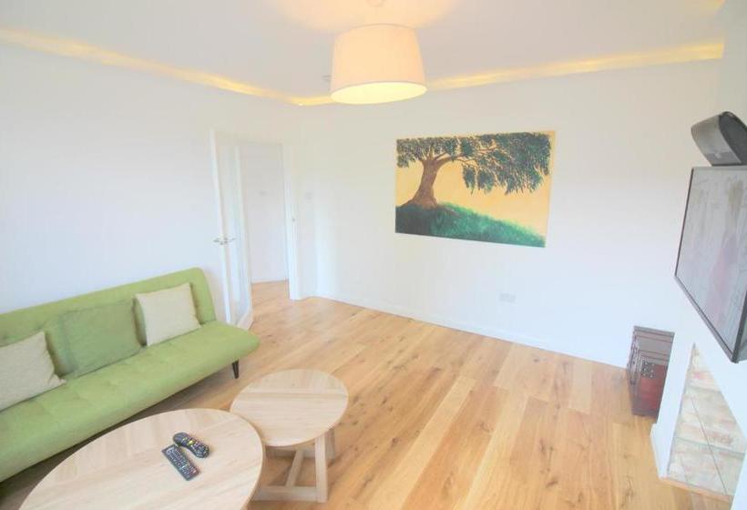 فندق The Never Land