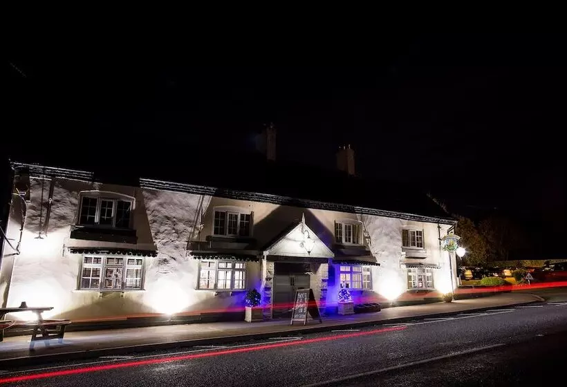 Hotelli The Wheatsheaf Inn