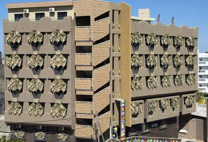 Wakola Hotel Fass Dakar