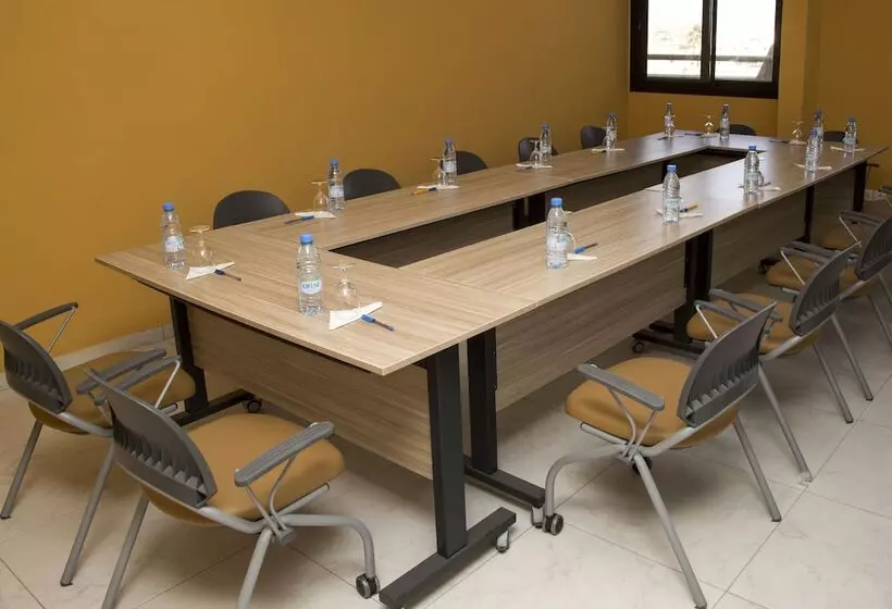 Wakola Hotel Fass Dakar