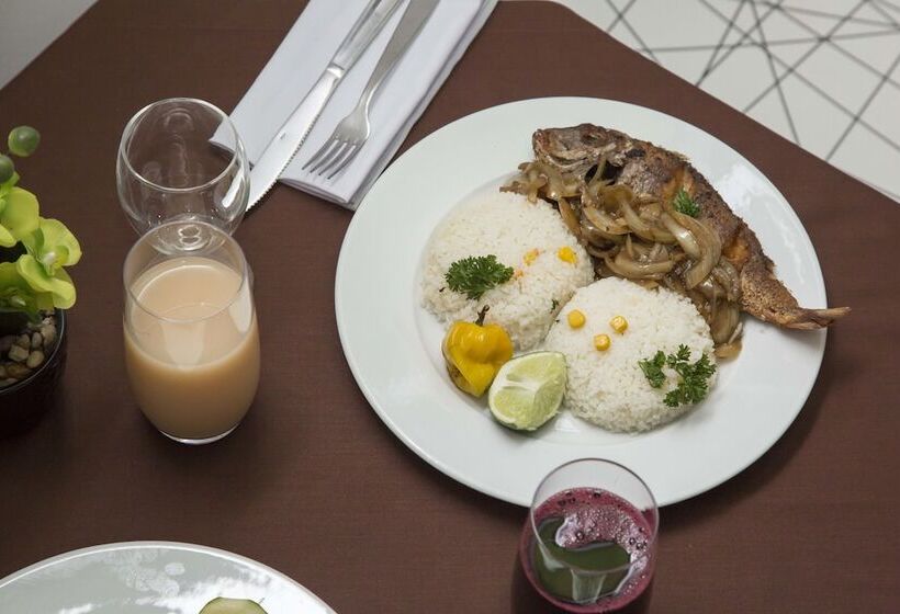 Wakola Hotel Fass Dakar