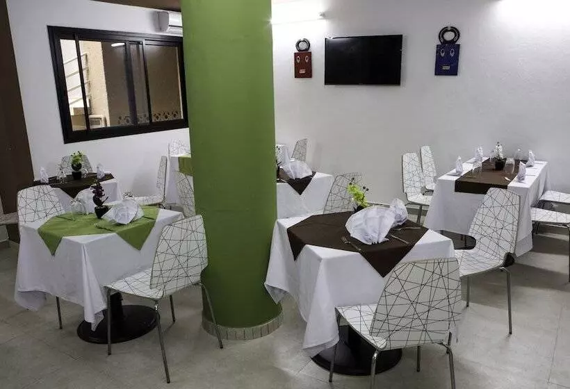 Wakola Hotel Fass Dakar