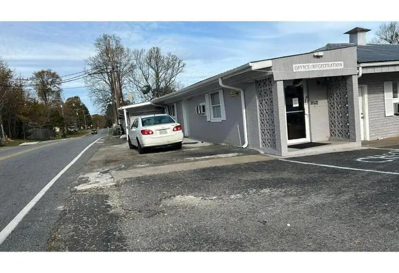 Tri City Motel By Oyo Forrest City Spindale