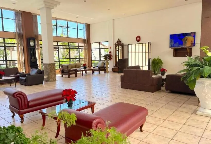 Paraíso Palace Hotel Ii E Iii
