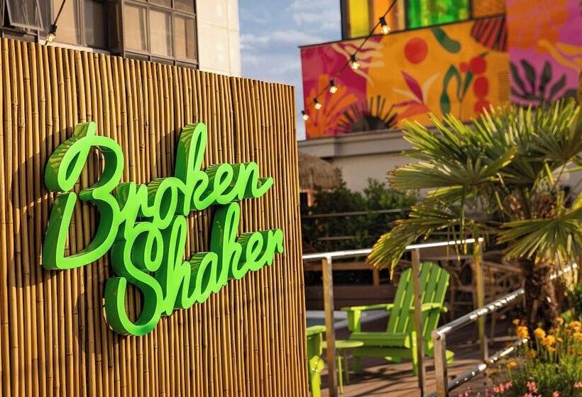 هاستل Generator Madrid