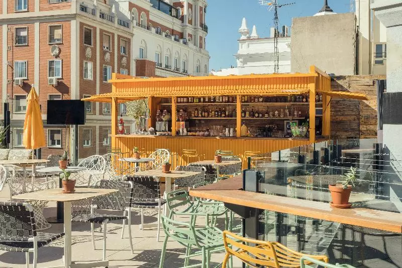 هاستل Generator Madrid