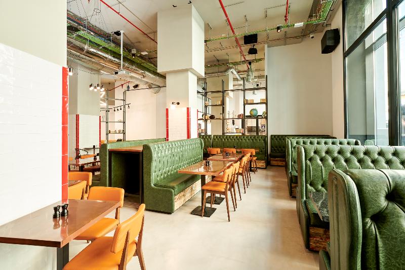 هاستل Generator Madrid