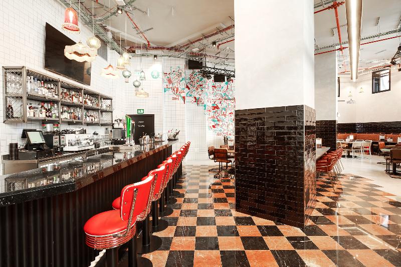 هاستل Generator Madrid