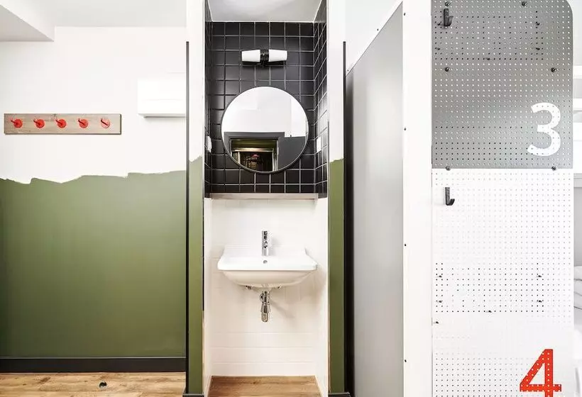 Hostel Generator Madrid