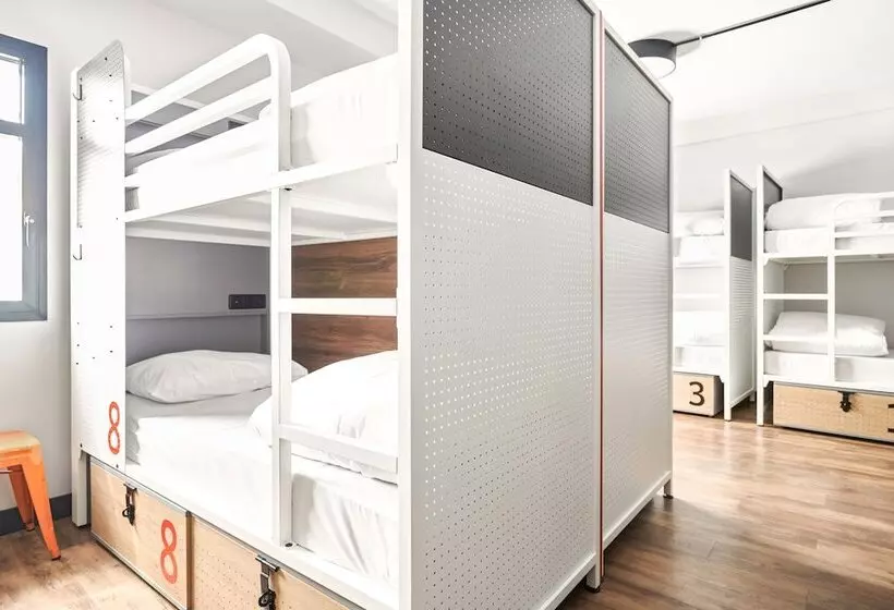 Hostel Generator Madrid