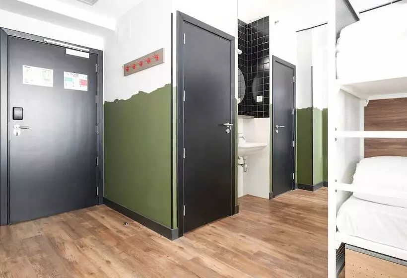 Hostel Generator Madrid