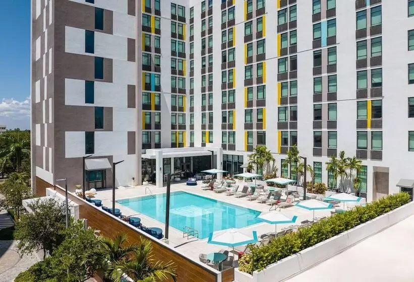 ホテル Aloft Miami Aventura