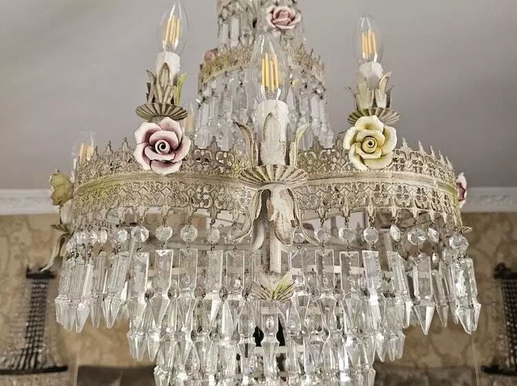 Hotelli Baruch Guesthouse On Lovell