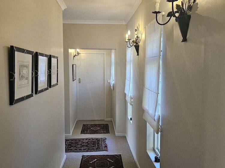 בית מלון כפרי Baruch Guesthouse On Lovell