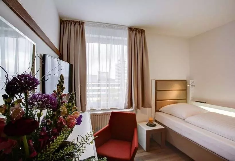 Hotelli Ina Boutique 030 Hannover City