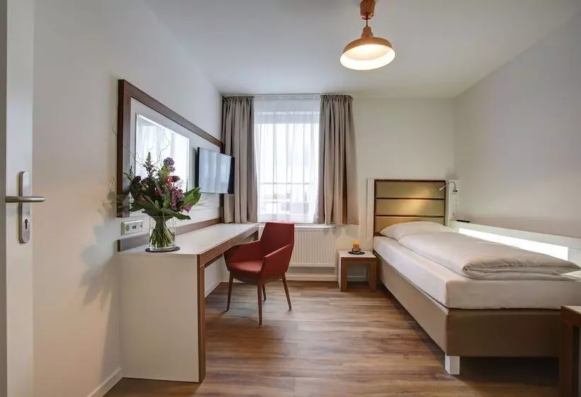 Hotelli Ina Boutique 030 Hannover City