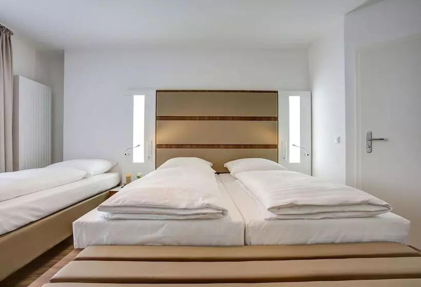 Hotelli Ina Boutique 030 Hannover City