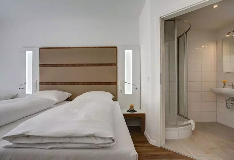 Hotelli Ina Boutique 030 Hannover City