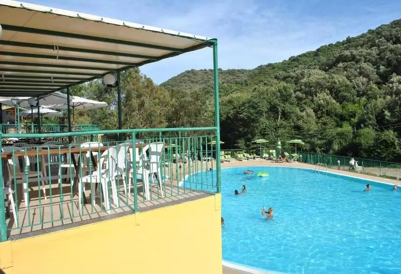 هتل Camping Village Canapai