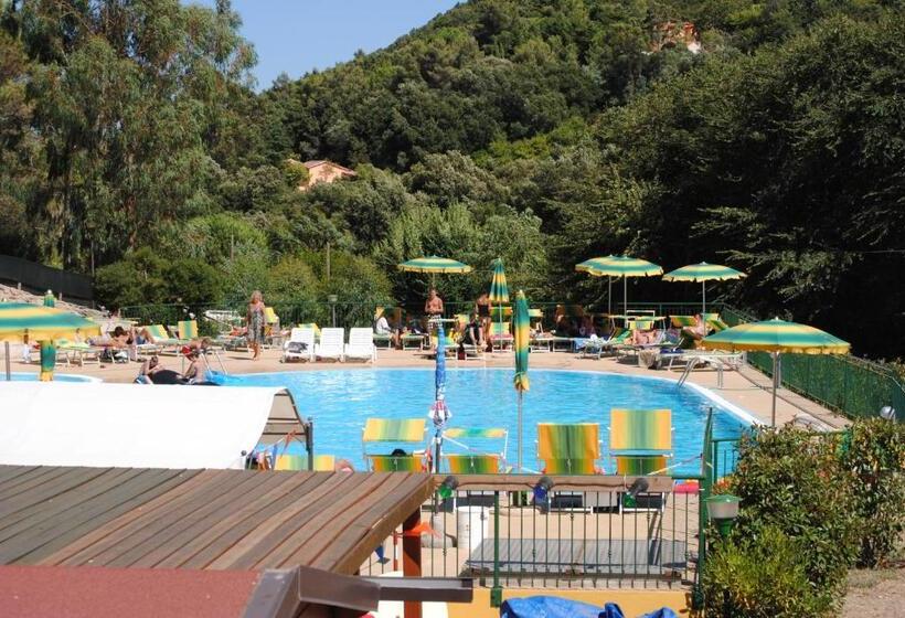 בית מלון כפרי Camping Village Canapai
