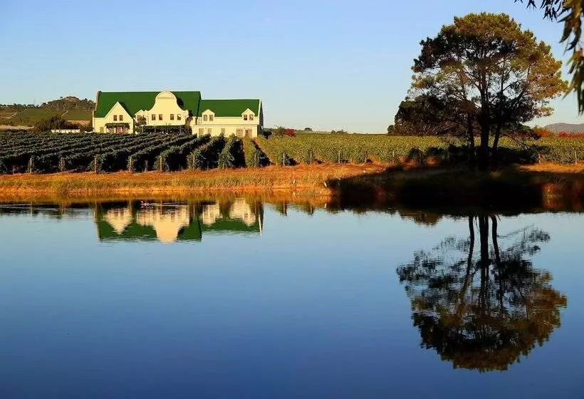 ホテル Cana Vineyard Guesthouse