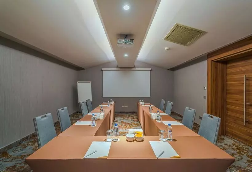 Concorde Luxury Resort & Casino