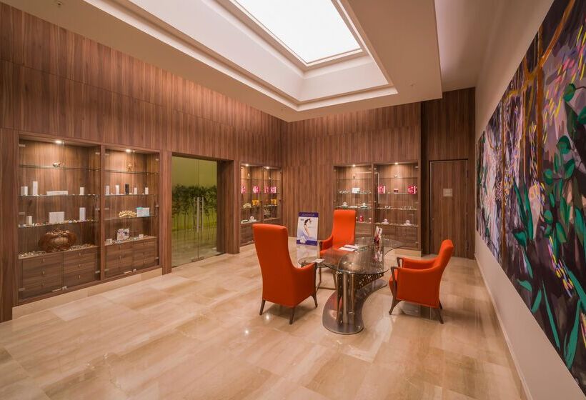 Concorde Luxury Resort & Casino