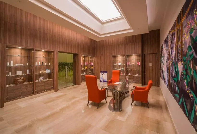 Concorde Luxury Resort & Casino