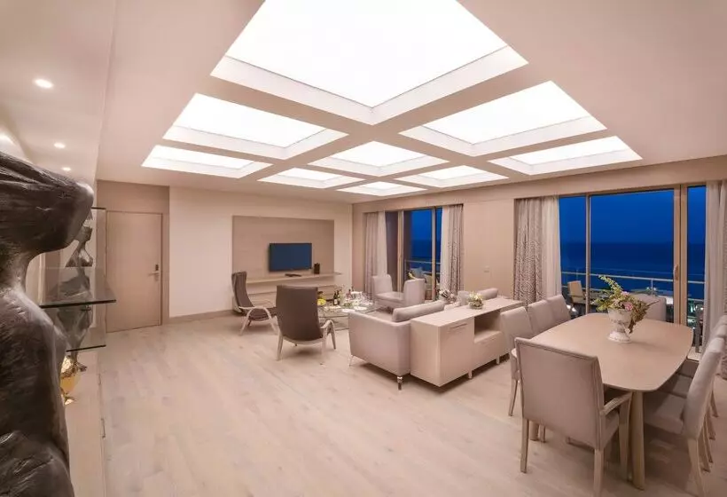 Concorde Luxury Resort & Casino