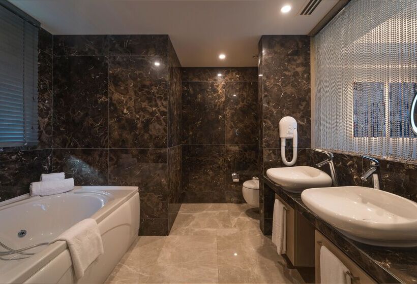 Concorde Luxury Resort & Casino