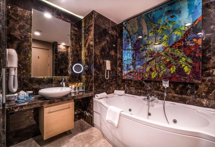 Concorde Luxury Resort & Casino