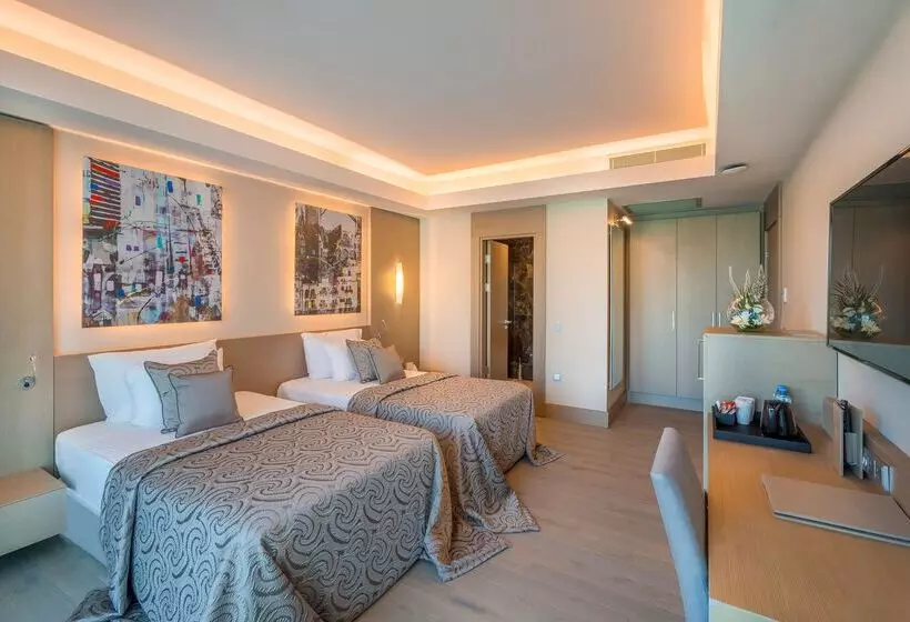 Concorde Luxury Resort & Casino