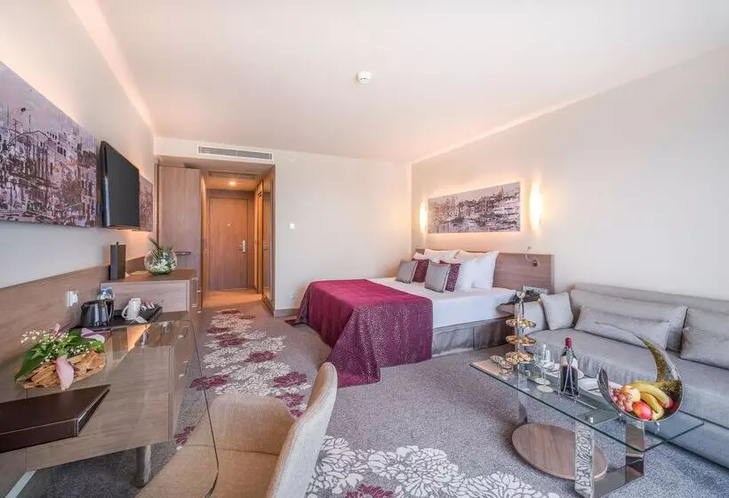 Concorde Luxury Resort & Casino