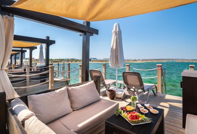 Concorde Luxury Resort & Casino