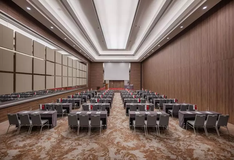 Concorde Luxury Resort & Casino