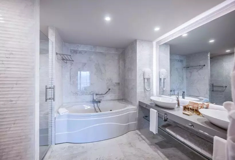 Concorde Luxury Resort & Casino