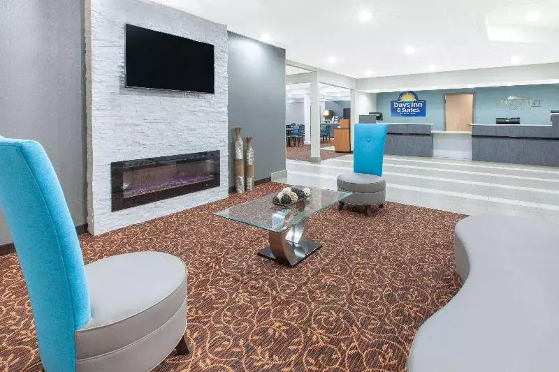 ホテル Days Inn & Suites By Wyndham Grand Rapids Near Downtown