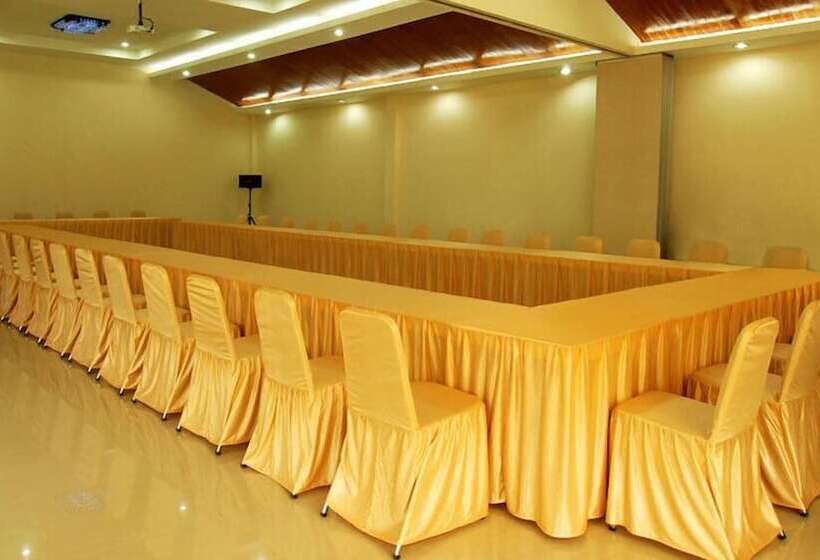 בית מלון כפרי Driam Riverside Resort