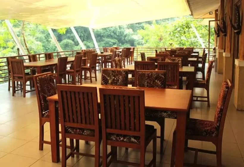 Hotel Driam Riverside Resort