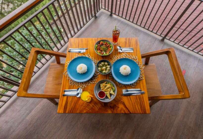 בית מלון כפרי Driam Riverside Resort