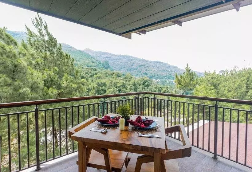 Hotel Driam Riverside Resort