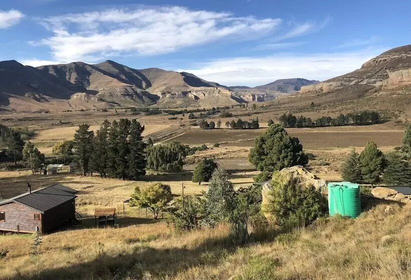 Hotelli Groenhoek Game And Guest Farms