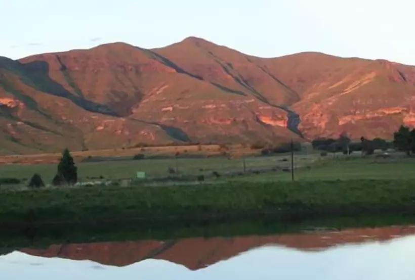 Hotelli Groenhoek Game And Guest Farms